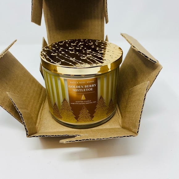 NWT Bath & Body Works Golden Berry Mistletoe 60 hour candle - Picture 4 of 7